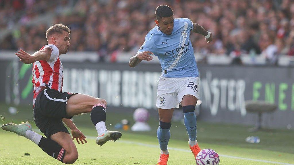 Is the ‘inverted’ winger here to stay?