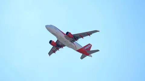 Legal challenge begins against Gatwick expansion